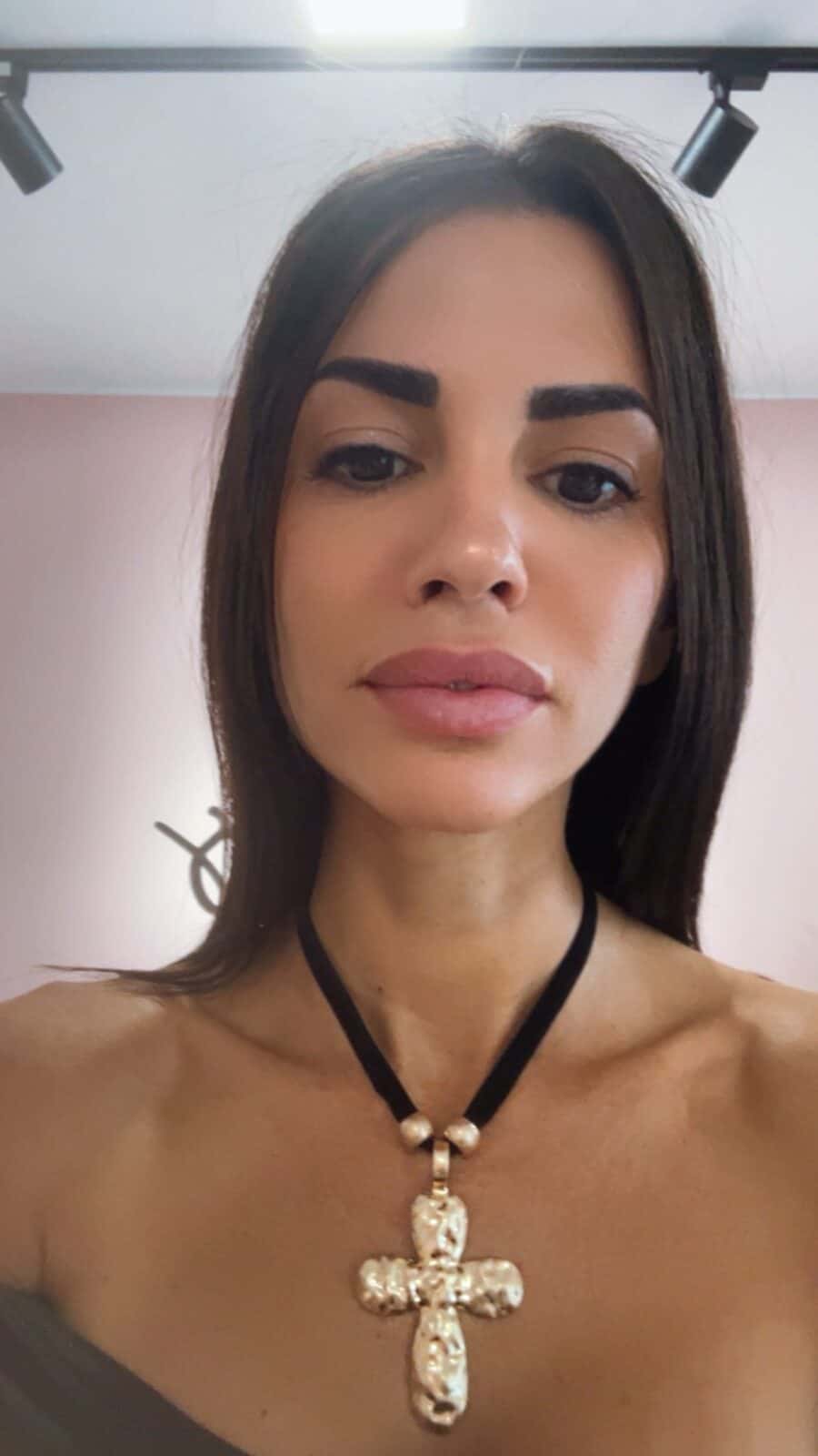 Collar Cruz/Negro
