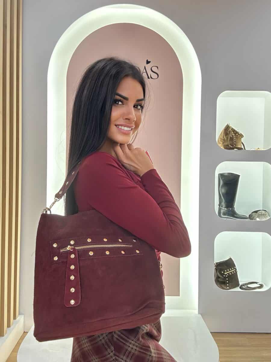 Bolso Tachuelas Burdeos