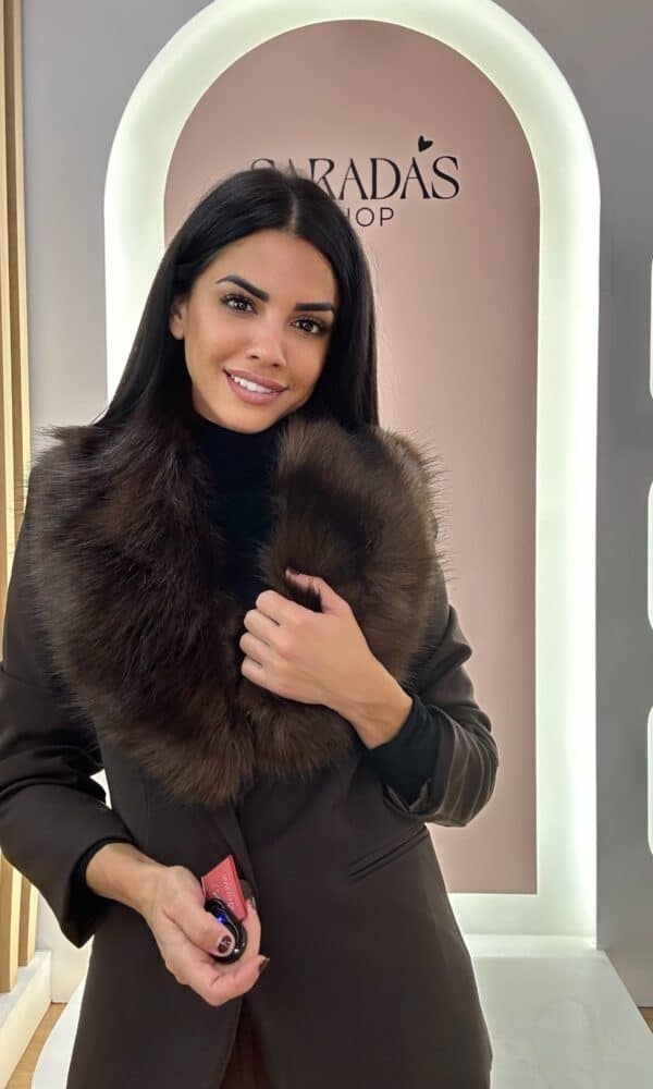 Cuello Pelo Chocolate