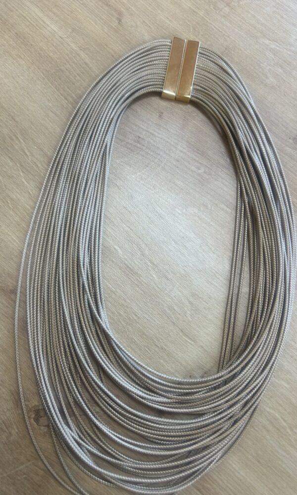 Collar Algodón Arena