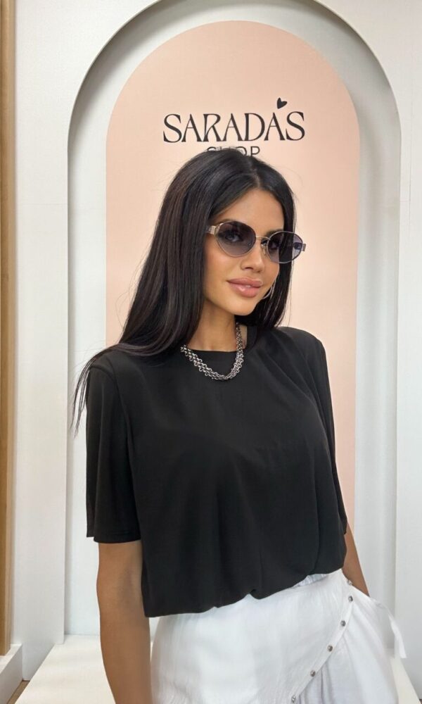 Camiseta Abullonada Negra